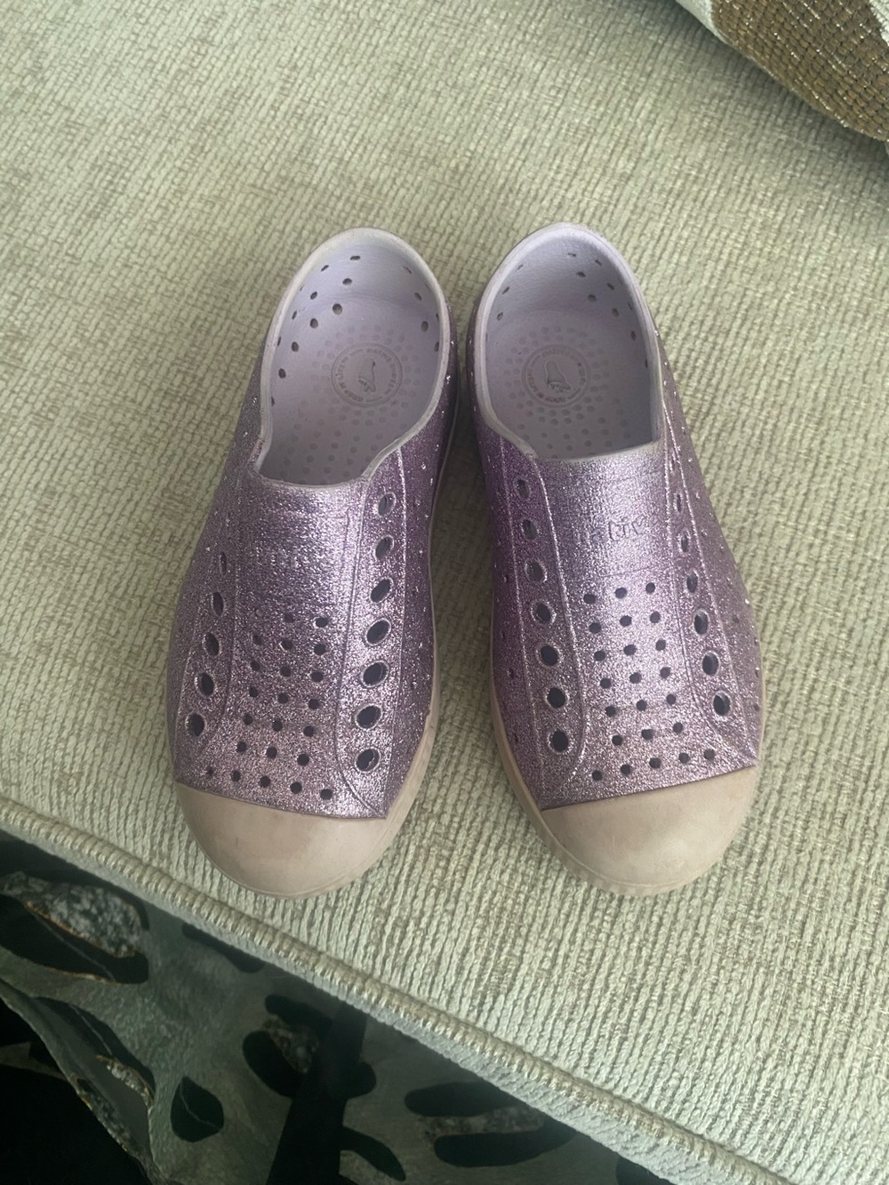 Native Jefferson Slip-On Kids Shoes in Sparkling Lavender Pink